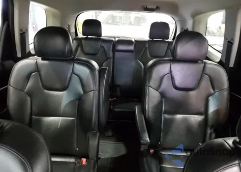 2021 Kia Telluride S from USA, damaged, VIN 5XYP6DHC5MG104146